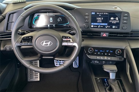 New 2025 Hyundai Elantra Sport image 11