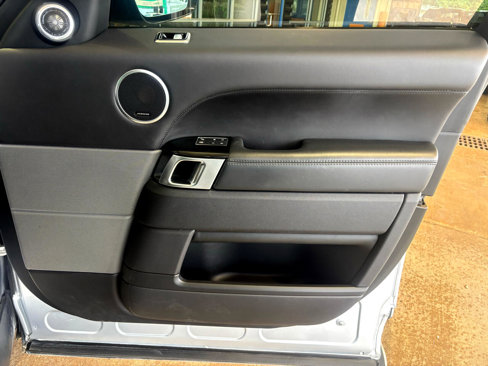 Used 2018 Land Rover Range Rover Sport HSE Dynamic image 20