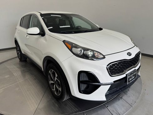 Used 2020 Kia Sportage LX image 1
