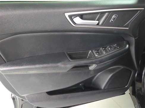 Used 2021 Ford Edge SEL w/ Convenience Package image 18