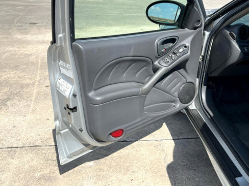 Used 2003 Pontiac Grand Am SE image 20