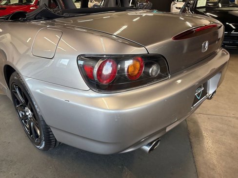 Used 2005 Honda S2000 image 32