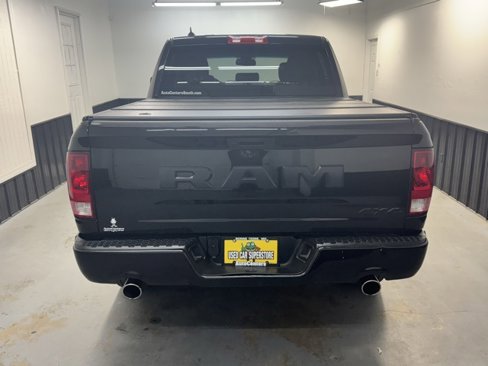 Used 2019 RAM 1500 Express w/ Wheel & Sound Group image 33