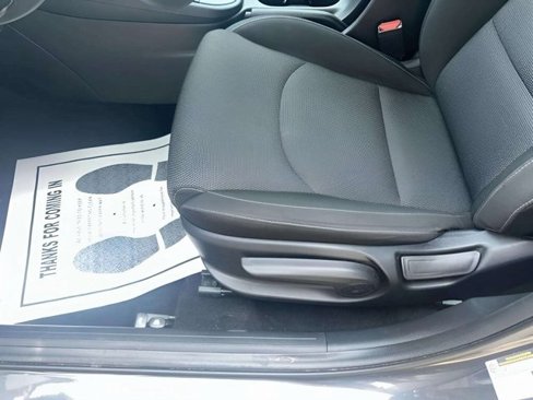Used 2024 Kia Forte LXS image 9