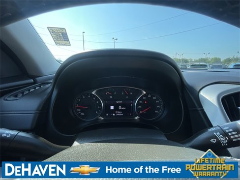 Certified 2023 GMC Terrain SLT w/ Infotainment Package II image 11