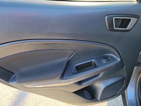Used 2021 Ford EcoSport SE w/ Interior Protection Package image 19