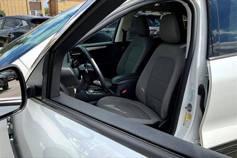 Used 2022 Ford Escape SE w/ Convenience Package image 23