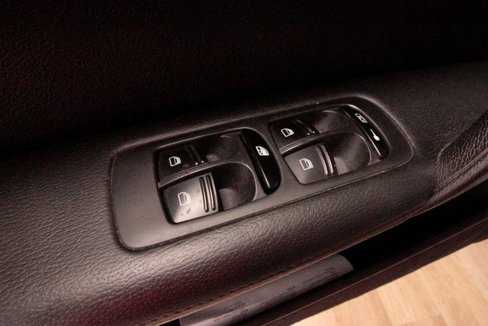 Used 2009 Porsche Cayenne S image 34