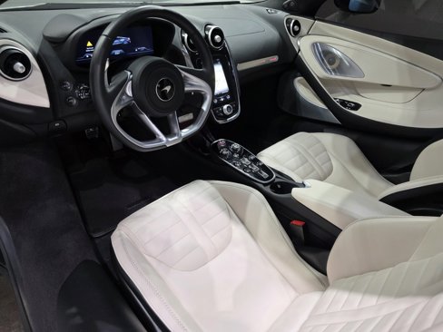 Used 2025 McLaren GTS image 7