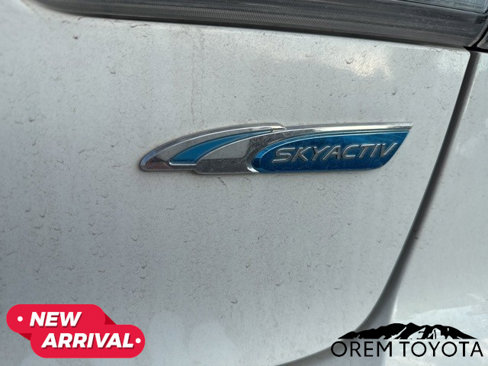 Used 2013 MAZDA MAZDA3 i Touring image 17