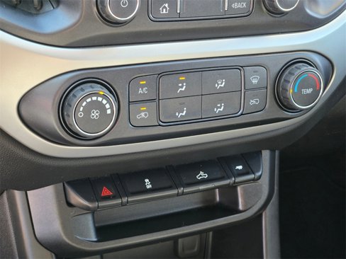 Used 2021 Chevrolet Colorado LT image 29