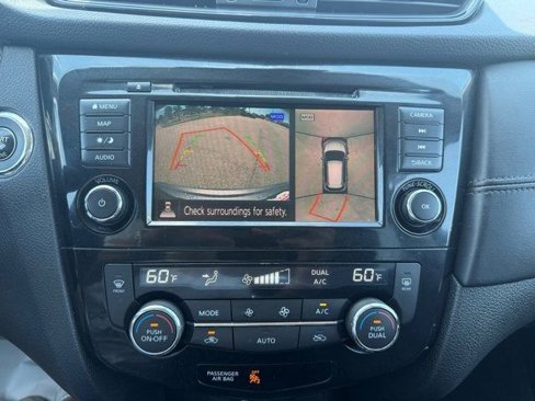 Used 2019 Nissan Rogue SL image 20