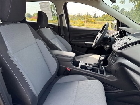 Used 2018 Ford Escape SE image 13