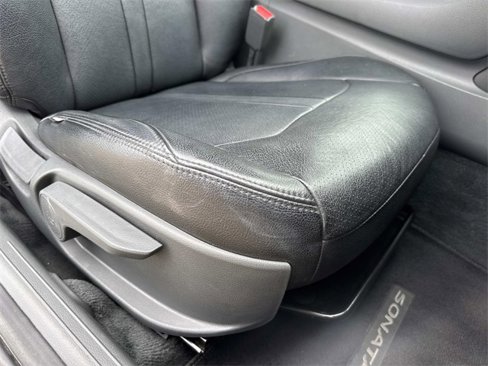 Used 2020 Hyundai Sonata SEL w/ Convenience Package image 9