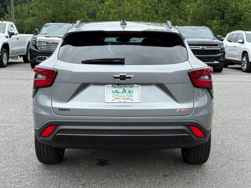 New 2025 Chevrolet Trax RS w/ Sunroof Package image 18