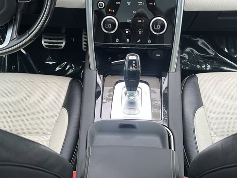 Used 2020 Land Rover Discovery Sport SE R-Dynamic image 43