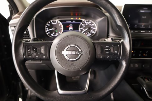 Used 2023 Nissan Rogue S image 3