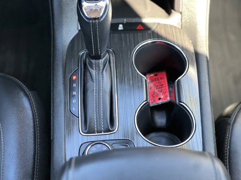 Used 2018 GMC Acadia SLT w/ LPO, Floor Liner Package image 18