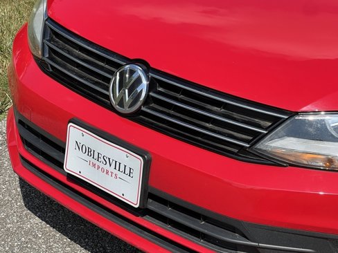 Used 2016 Volkswagen Jetta Sport image 10