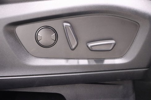 Certified 2020 Ford Explorer XLT w/ Equipment Group 202A image 24