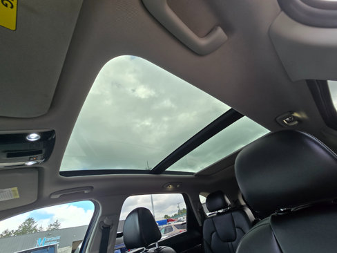 Used 2022 Kia Sorento SX image 12