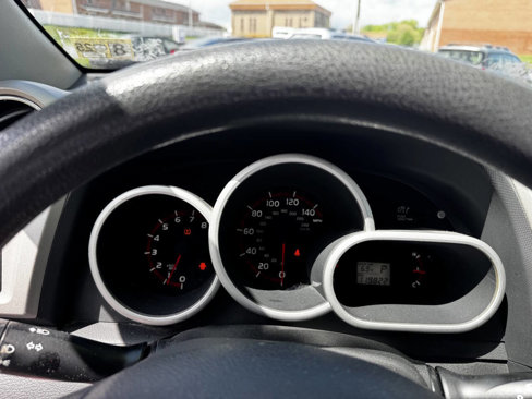 Used 2009 Pontiac Vibe w/ Preferred Package image 14