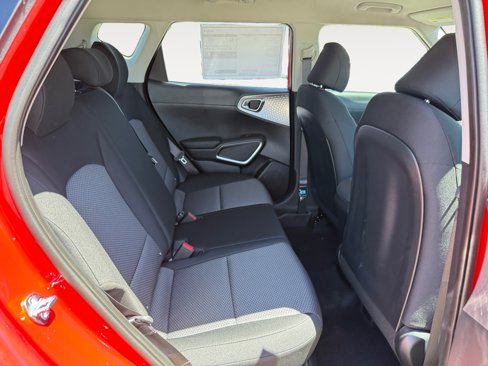 New 2025 Kia Soul LX image 18