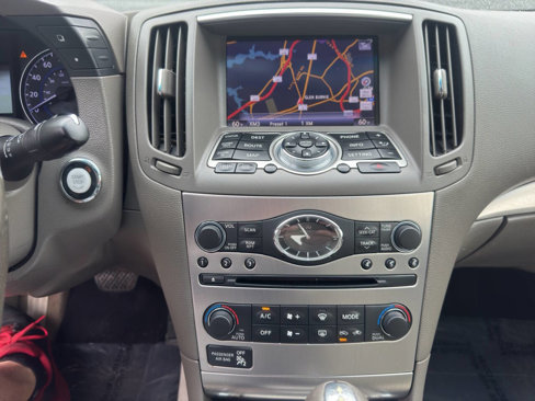 Used 2012 INFINITI G37 x Sedan w/ Premium Pkg image 15