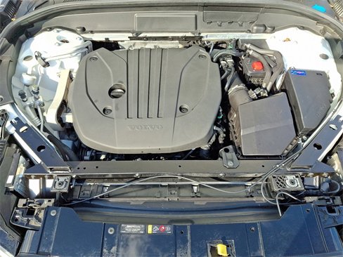 Used 2024 Volvo XC60 B5 Plus image 28
