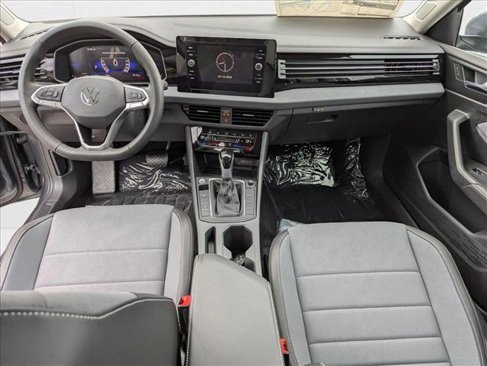 New 2025 Volkswagen Jetta SE image 18