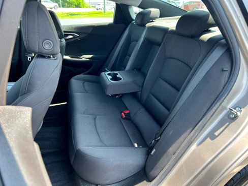 Used 2022 Chevrolet Malibu LT image 50