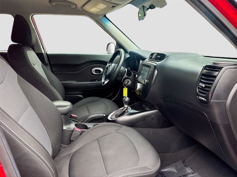 Used 2018 Kia Soul + image 29