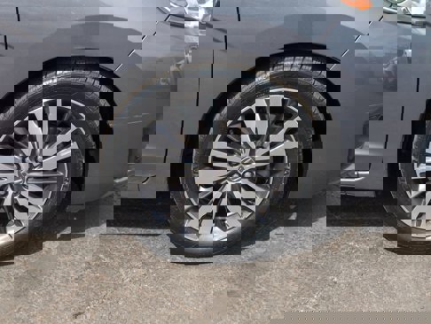 Used 2015 Honda Fit EX image 9