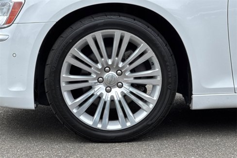 Used 2013 Chrysler 300 C Luxury Series w/ Beats Audio Group image 13