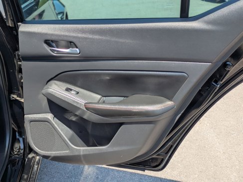 Used 2022 Nissan Altima 2.5 SR image 24