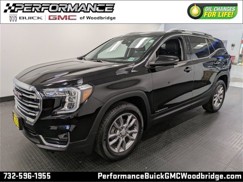 Used 2022 GMC Terrain SLT w/ Infotainment Package II image 1