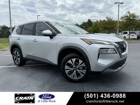 Used 2023 Nissan Rogue SV image 1