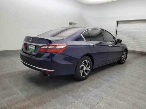 Used 2016 Honda Accord LX image 9