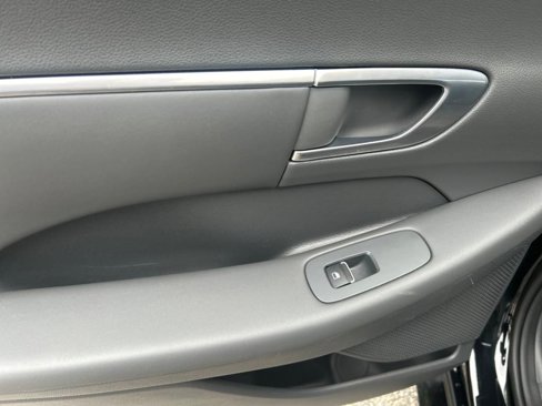 Used 2020 Hyundai Sonata SEL Plus image 18