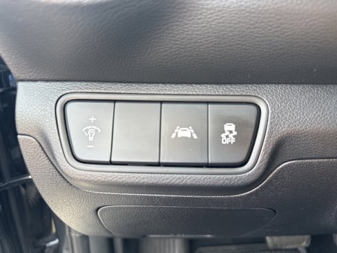 Used 2020 Kia Forte LXS image 12