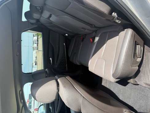 Used 2020 Hyundai Santa Fe SEL w/ Convenience + Premium Package image 16