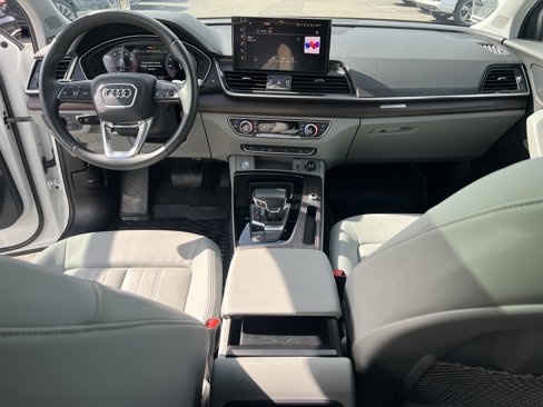 Used 2022 Audi Q5 2.0T Premium Plus w/ Premium Plus Package image 16