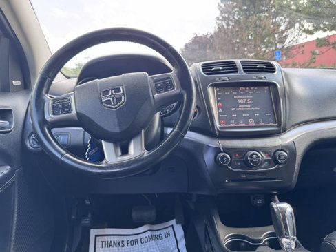 Used 2015 Dodge Journey Crossroad w/ Flexible Seating Group image 10