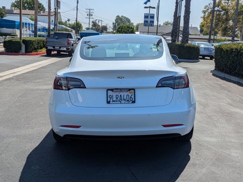 Used 2019 Tesla Model 3 Standard Range Plus image 18