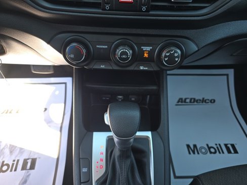 Used 2024 Kia Forte LXS w/ LXS Technology Package image 18