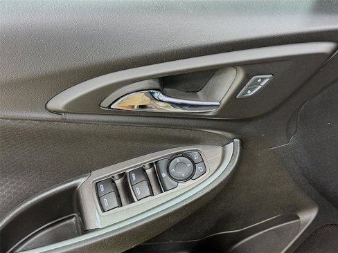 Used 2023 Chevrolet Malibu LT w/ Driver Confidence Package image 17