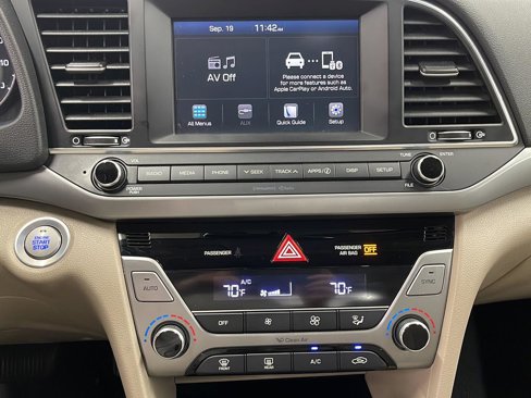 Used 2017 Hyundai Elantra Value Edition image 17