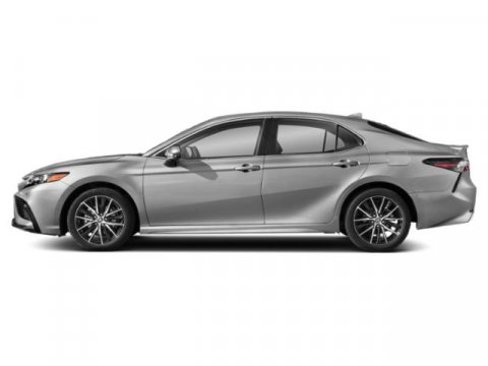 Used 2022 Toyota Camry SE image 3