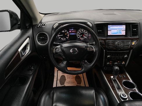 Used 2016 Nissan Pathfinder SL image 14
