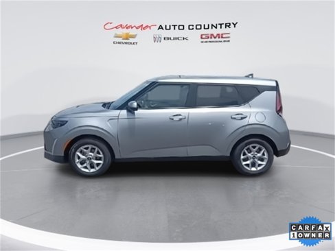 Used 2023 Kia Soul LX w/ LX Technology Package image 5